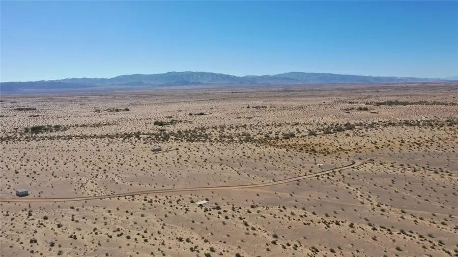 5 Indian Trail, Twentynine Palms, CA 92277 - #2