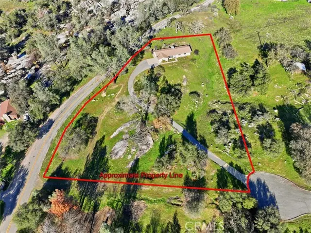 29951 N Lilley Way, Coarsegold, CA 93614 - #2