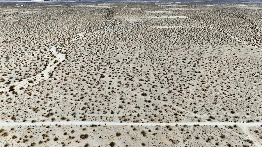 14999 Mojave Drive, Phelan, CA 92371 - Image #3