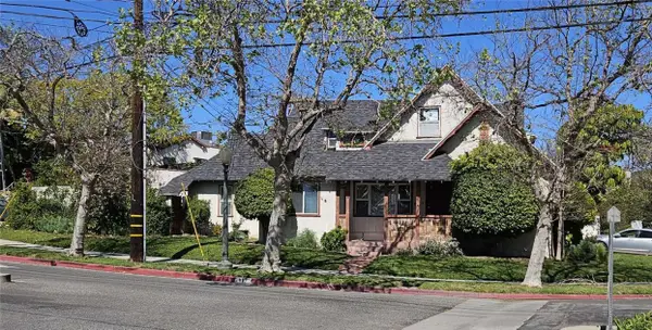 2642 Manning Avenue, Los Angeles, CA 90064