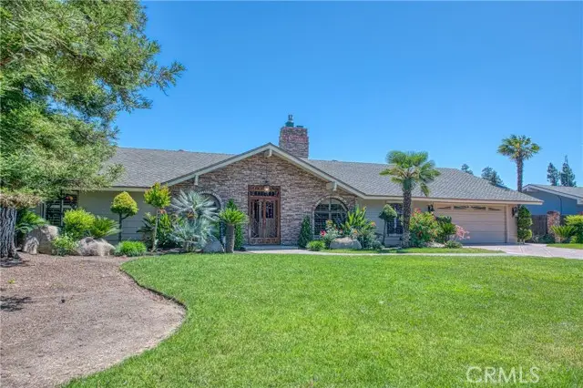 1521 S Bush, Fresno, CA 93727 - #2