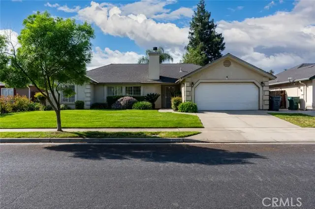 1932 Jefferson Avenue, Madera, CA 93637 - #1