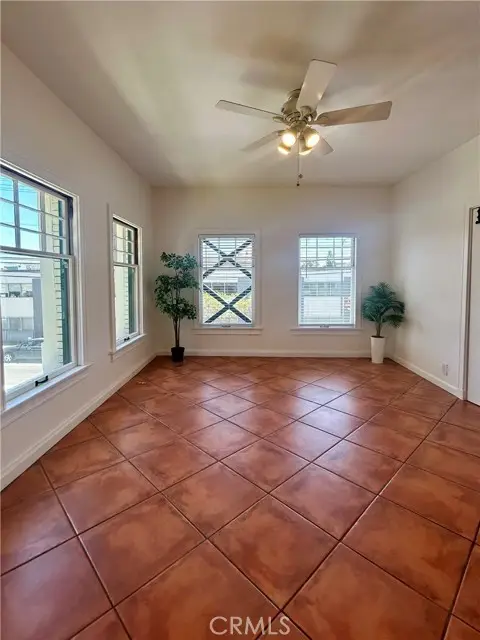 2121 James M Wood Boulevard #224, Los Angeles, CA 90006 - Image #3