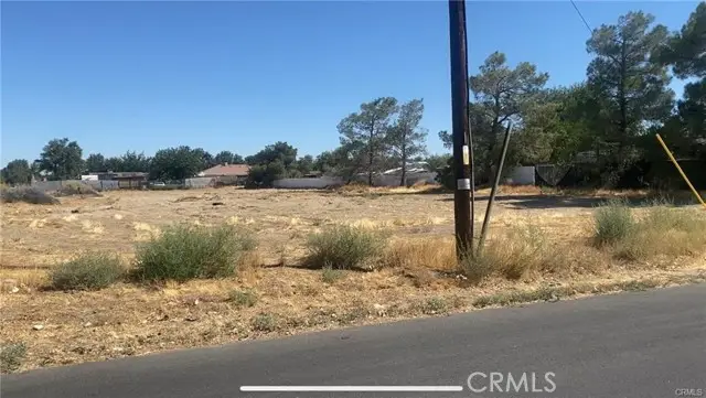 10711 E Avenue R 8, Sun Village, CA 93543 - Image #2