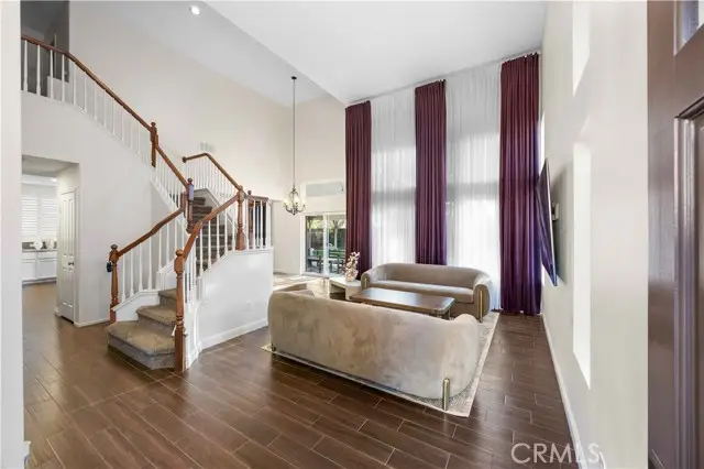 27503 Wellsley Way, Valencia, CA 91354 - Image #2