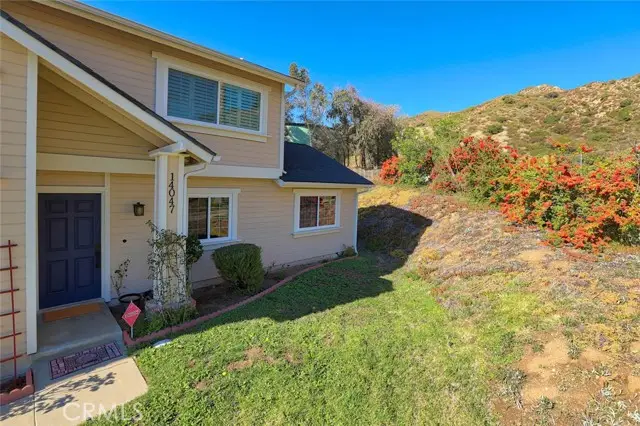 14047 Simshaw Avenue, Sylmar, CA 91342 - Image #3