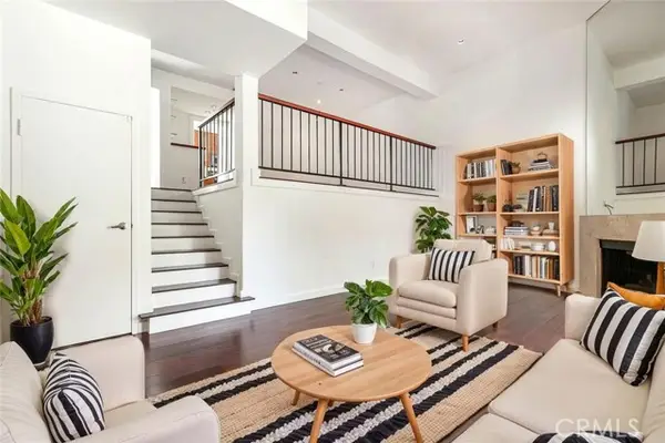 300 N Isabel Street #10, Glendale, CA 91206