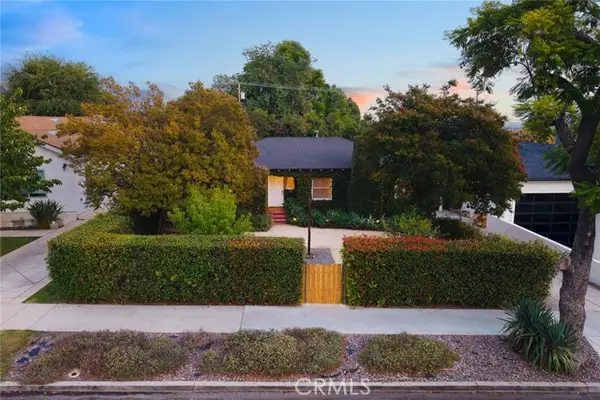 900 E Santa Anita, Burbank, CA 91501