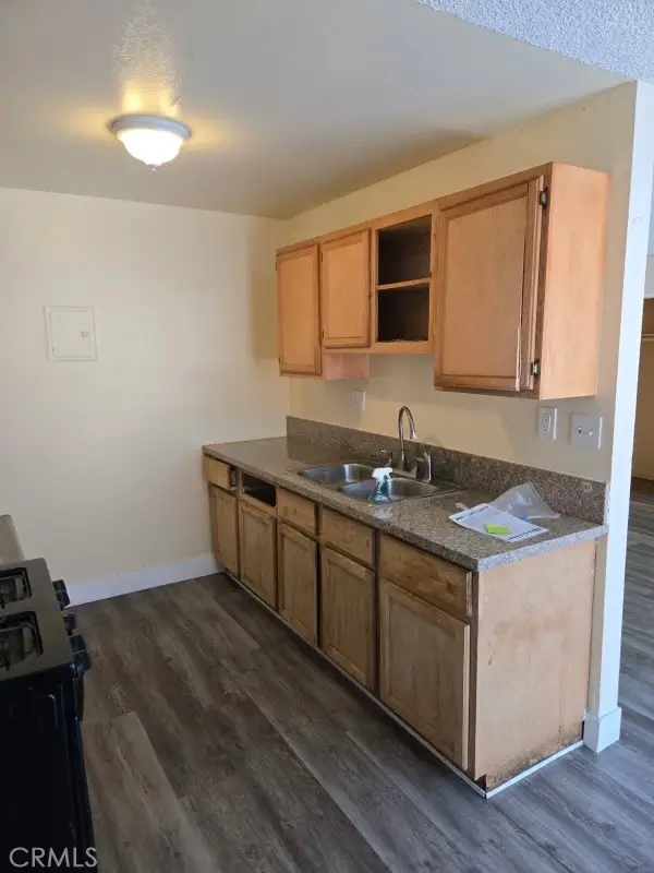 14805 Chase Street #107, Panorama City (los Angeles), CA 91402
