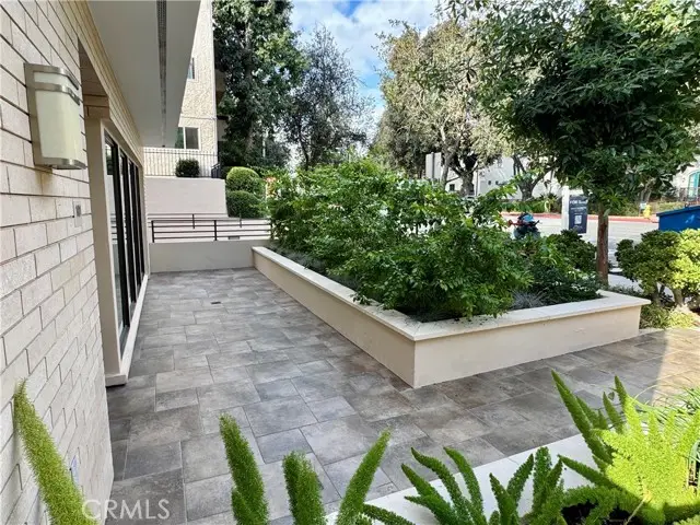 2428 E Del Mar Boulevard #101, Pasadena, CA 91107 - Image #2