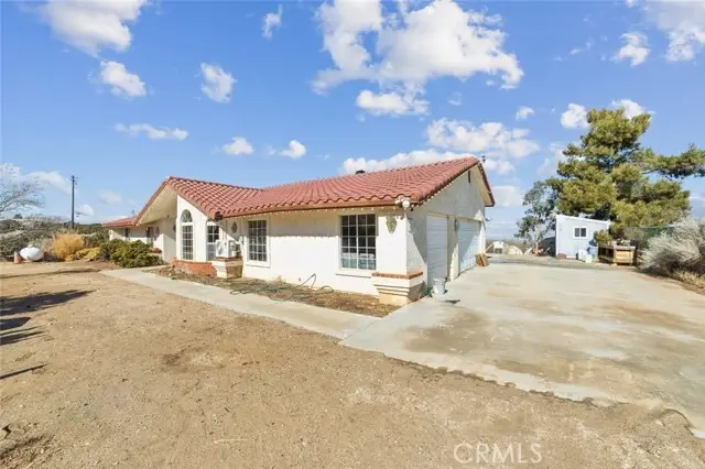 3010 Silver Ridge Drive, Pinon Hills, CA 92372 - Image #3