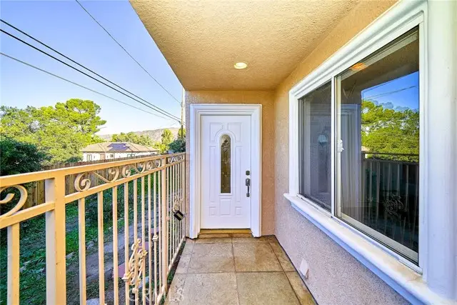 10357 Commerce Avenue #7, Tujunga, CA 91042 - Image #3