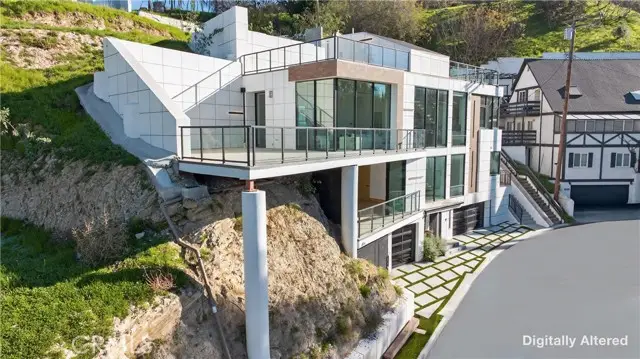 4016 Oakfield Dr, Sherman Oaks, CA 91423 - #3