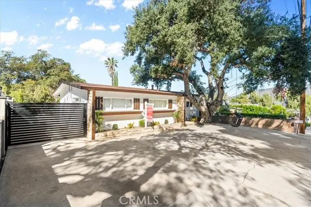 10143 Oro Vista Ave., Sunland, CA 91040 - #2