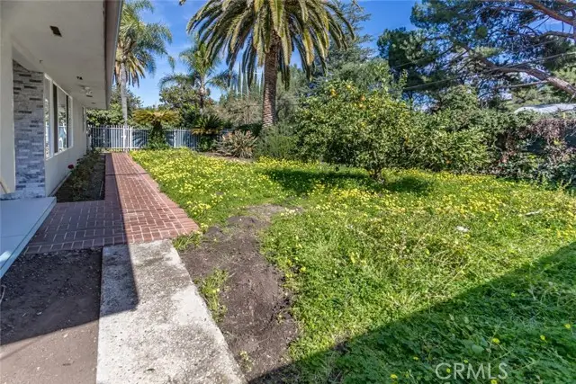 9711 Wheatland Avenue, Sunland, CA 91040 - #3