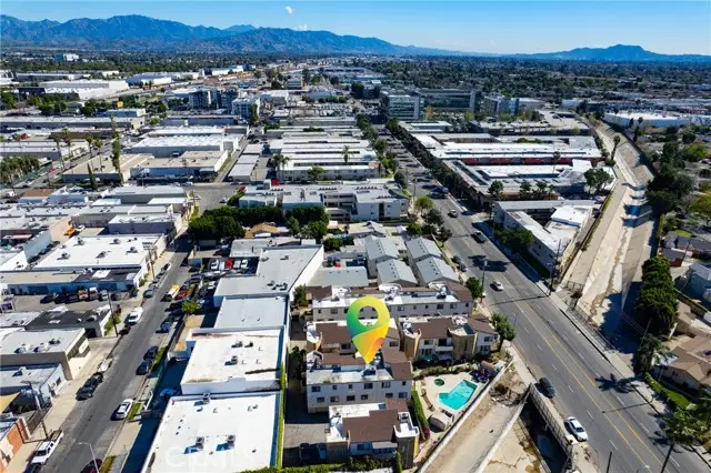 14715 Saticoy Street #14, Van Nuys, CA 91405 - #3