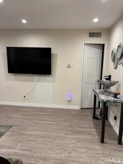 14551 Tupper #29, San Fernando Valley, CA 91402 - #3