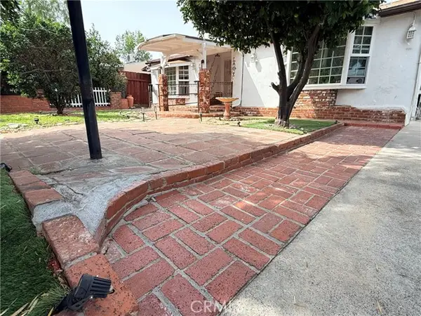 22111 Covello, Canoga Park (los Angeles), CA 91303