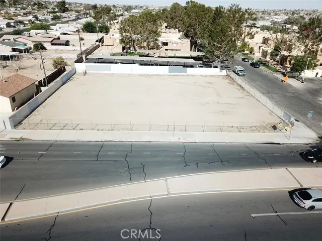 200 Montara Road, Barstow, CA 92311 - #3