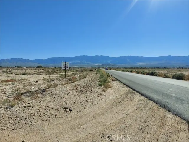 0 Locust Parcel #0450-024-01 Avenue, Lucerne Valley, CA 92356 - #1
