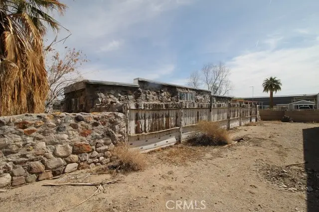 1233 Desert Drive, Needles, CA 92363 - Image #2
