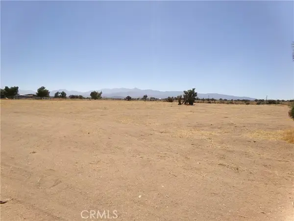 9176 Arrowhead Road, Phelan, CA 92371