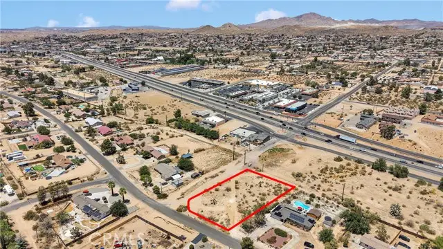 18924 Symeron Road, Apple Valley, CA 92307 - #3