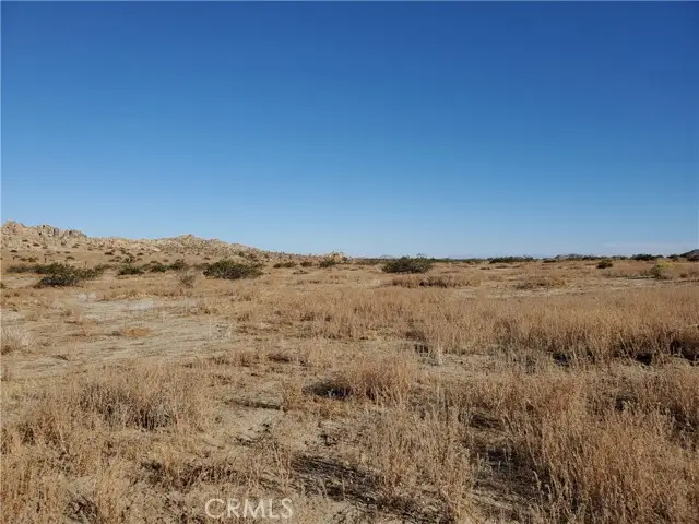 2 Longview Road, Palmdale, CA 93591 - #3