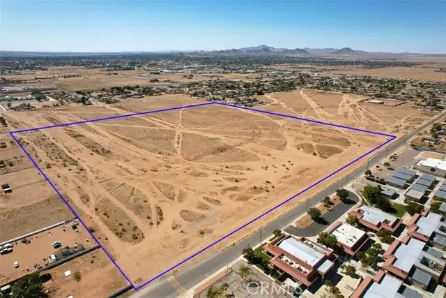 33 Mesquite Road, Apple Valley, CA 92308 - Image #3