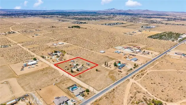 23222 Chia Road, Apple Valley, CA 92308 - Image #3