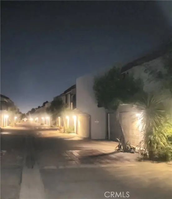 20651 Roscoe Boulevard #L, Winnetka, CA 91306 - Image #3