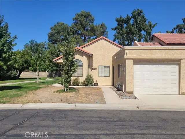 19218 Elm Drive, Apple Valley, CA 92308 - #1