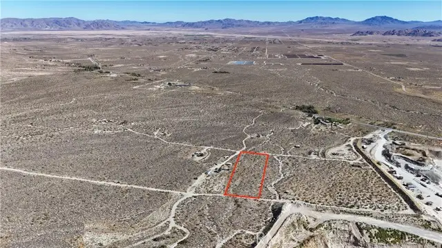 716 Meehleis Road, Lucerne Valley, CA 92356 - #2