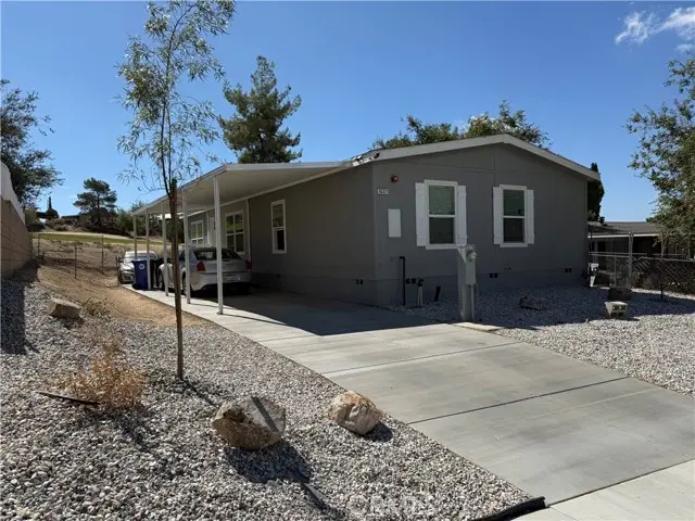 16321 Pebble Beach, Victorville, CA 92395 - Image #3