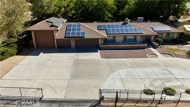 14705 Mandan Road, Apple Valley, CA 92307 - Image #1