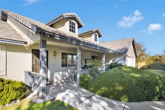 15590 Myalon, Apple Valley, CA 92307 - Image #2