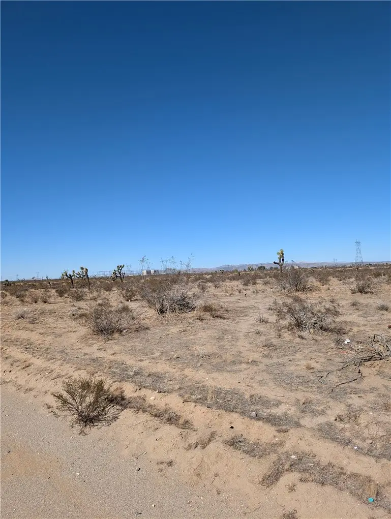 11150 Poppy Rd, Adelanto, CA 92301 - Image #3