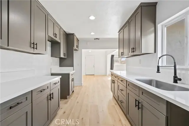 18264 Pine, Fontana, CA 92335 - Image #1