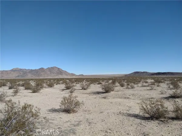 25 Dune (near) Road, Lucerne Valley, CA 92356