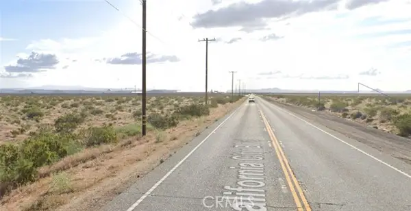 220 Johnson Avenue, California City, CA 93505