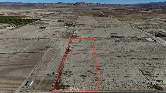 790 Locust Avenue, Lucerne Valley, CA 92356 - #1