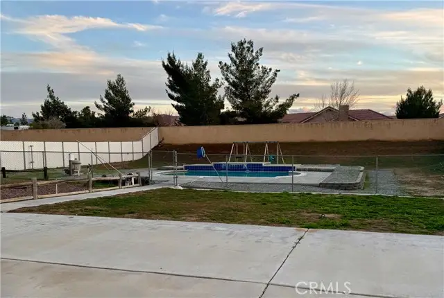 20592 Mockingbird Avenue, Apple Valley, CA 92308 - Image #3
