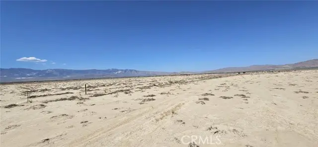 800 Lincoln Avenue, Lucerne Valley, CA 92356 - #3