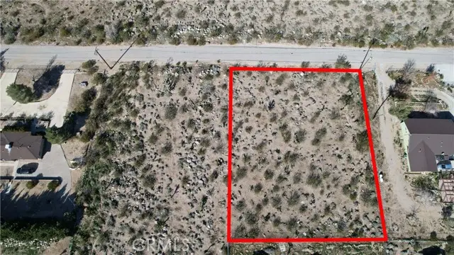 32573 Azurite, Lucerne Valley, CA 92356 - Image #3