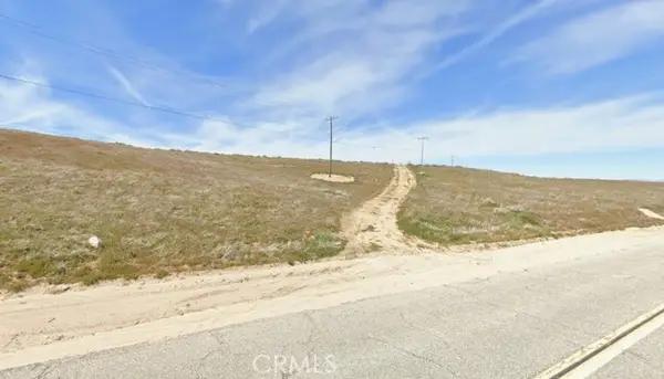 45425 137th St W, Del Sur, CA 93536