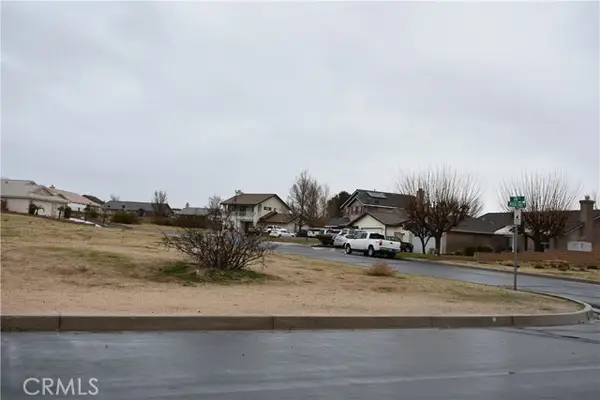 26555 Oar Lane, Helendale, CA 92342