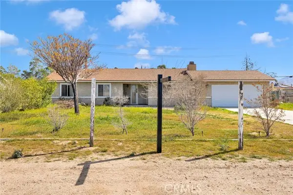 11591 Kiowa Road, Apple Valley, CA 92308