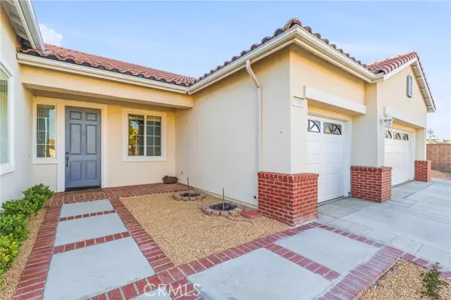 11090 Dandelion Ln, Apple Valley, CA 92308 - #3