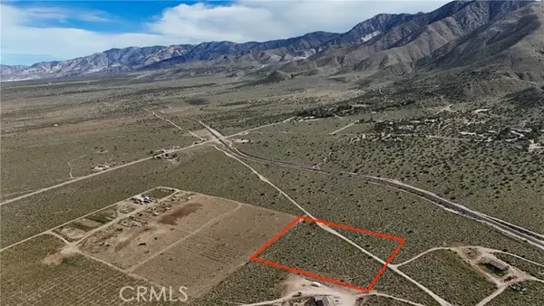 713 Kinglet Road, Apple Valley, CA 92308