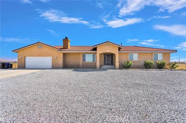 21237 South Road, Apple Valley, CA 92307 - #2